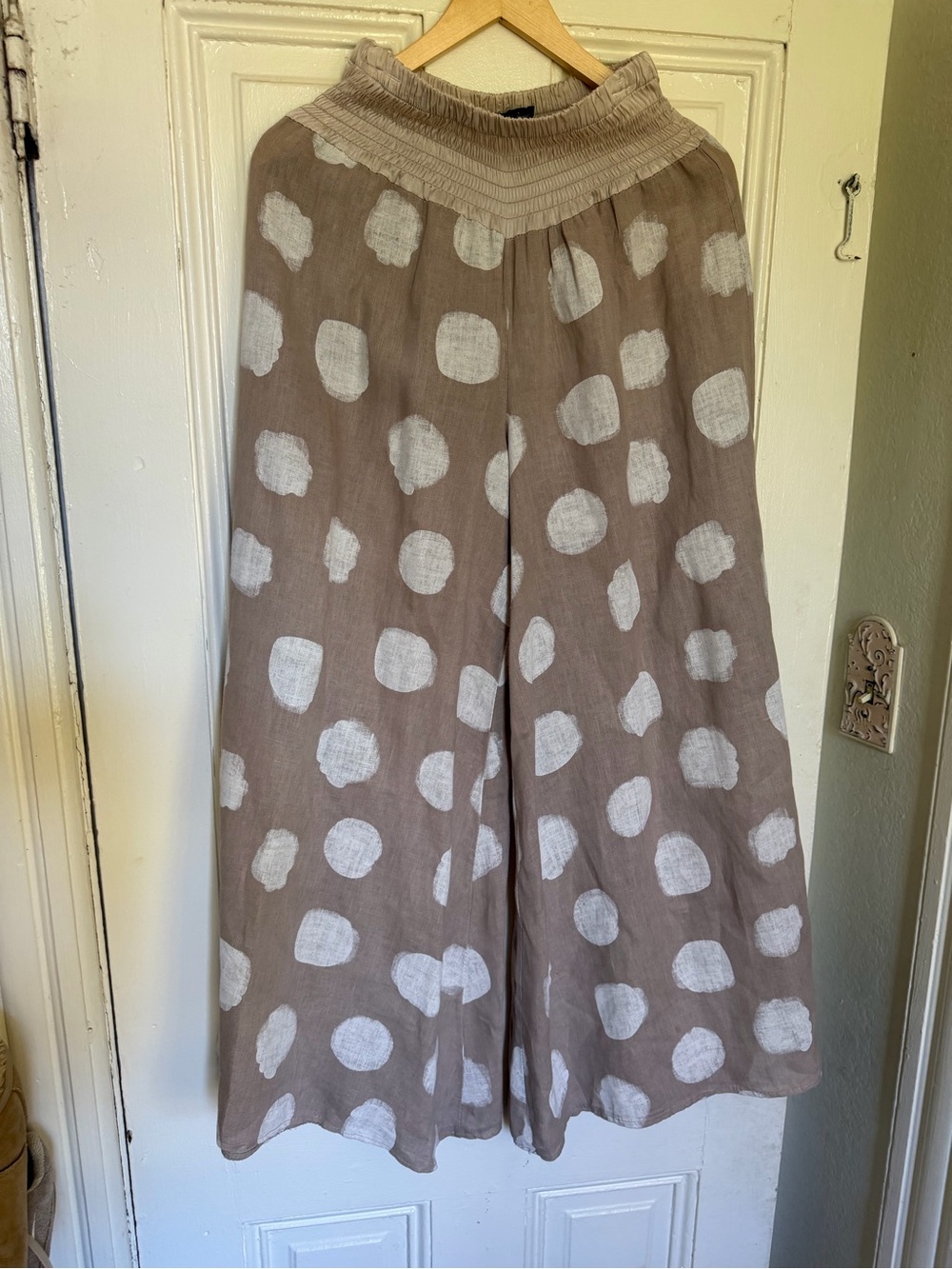 Bella Amore Taupe Wide-Leg Skirt with White Polka Dots size L/XL linen new